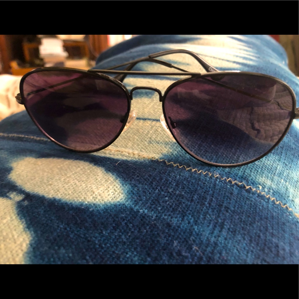Diff Sunglasses Aviator Style - image 1